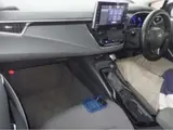 2022 Toyota Corolla Touring Hybrid S Pearl Van for sale, Japanese used car export - photo 3 of 6 | GULJI TRADERS