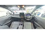 2022 Toyota Corolla Touring Hybrid Double By Pearl Van for sale, Japanese used car export - photo 6 of 9 | GULJI TRADERS