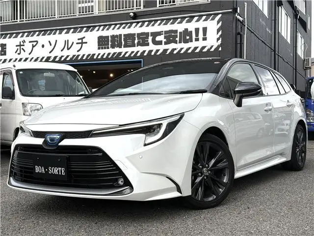 2023 Toyota Corolla Touring Hybrid W×B ★ Genuine Navigation System ★ Full-Seg TV ★ Backup Camera ★ - photo 1 2023 Toyota Corolla Touring Hybrid W×B ★ Genuine Navigation System ★ Full-Seg TV ★ Backup Camera ★ Pearl Van for sale, Japanese used car export - photo 1 of 61 | GULJI TRADERS