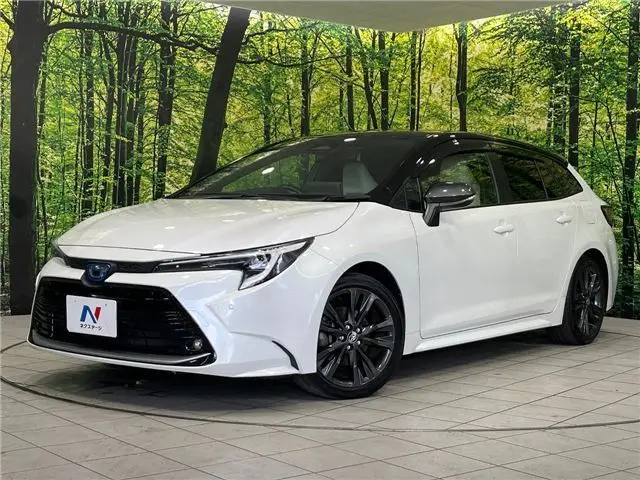 2023 Toyota Corolla Touring Hybrid Double By Pearl Van for sale, Japanese used car export - photo 1 of 30 | GULJI TRADERS