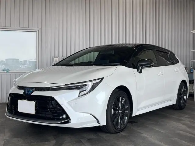 2023 Toyota Corolla Touring Hybrid Double By Pearl Van for sale, Japanese used car export - photo 1 of 10 | GULJI TRADERS