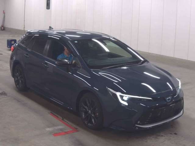 2023 Toyota Corolla Touring Hybrid - photo 1 2023 Toyota Corolla Touring Hybrid Van for sale, Japanese used car export - photo 1 of 3 | GULJI TRADERS