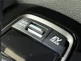 2024 Toyota Corolla Touring Hybrid Double By Pearl Van for sale, Japanese used car export - photo 12 of 30 | GULJI TRADERS
