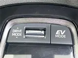 2024 Toyota Corolla Touring Hybrid Double By Pearl Van for sale, Japanese used car export - photo 26 of 30 | GULJI TRADERS