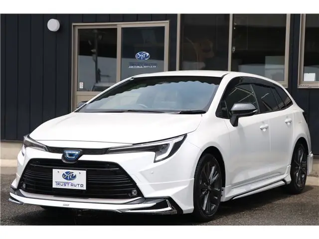 2024 Toyota Corolla Touring Hybrid Double By Pearl Van for sale, Japanese used car export | GULJI TRADERS