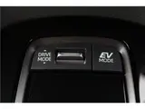 2024 Toyota Corolla Touring Hybrid Double By Pearl Van for sale, Japanese used car export - photo 30 of 62 | GULJI TRADERS
