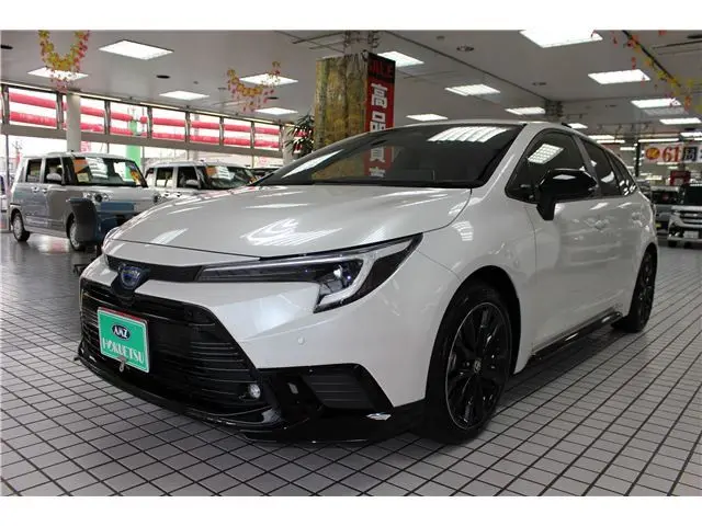 2024 Toyota Corolla Touring HV Active Sports ★Inspected by third-party appraisal organization [AIS]★★★ Pearl Van for sale, Japanese used car export | GULJI TRADERS