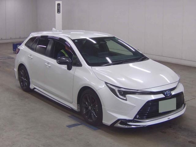 2024 Toyota Corolla Touring Hybrid Van for sale, Japanese used car export - photo 1 of 5 | GULJI TRADERS