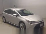 2020 Toyota Corolla Touring Push Start Hybrid S Silver Sedan for sale, Japanese used car export - photo 4 of 8 | GULJI TRADERS