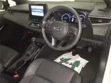2023 Toyota Corolla Touring Wagon Touring Hybrid WxB Toyota Safety Center Pearl Van for sale, Japanese used car export - photo 3 of 11 | GULJI TRADERS