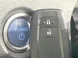 2018 Toyota Corollasport Hybrid G ​​Z Pearl Coupe for sale, Japanese used car export - photo 5 of 30 | GULJI TRADERS