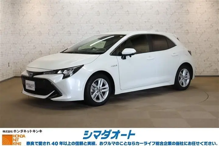 2018 Toyota Corollasport HYBRID G - photo 1 2018 Toyota Corollasport HYBRID G Pearl Coupe for sale, Japanese used car export - photo 1 of 30 | GULJI TRADERS