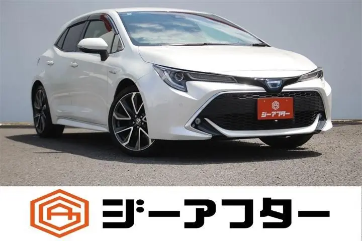 2018 Toyota Corollasport 1.8HYBRID G Z Pearl Coupe for sale, Japanese used car export - photo 1 of 30 | GULJI TRADERS