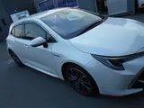 2018 Toyota Corollasport HV G Z Pearl Coupe for sale, Japanese used car export - photo 2 of 20 | GULJI TRADERS