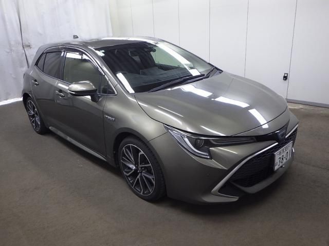 2018 Toyota Corolla Sport Hybrid G Z Sedan for sale, Japanese used car export - photo 1 of 9 | GULJI TRADERS