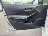 2019 Toyota Corollasport Hybrid G ​​Z ☆ Safety Sense ☆ Backup Camera ☆ ETC ☆ 9-inch Navigation Pearl Coupe for sale, Japanese used car export - photo 33 of 38 | GULJI TRADERS