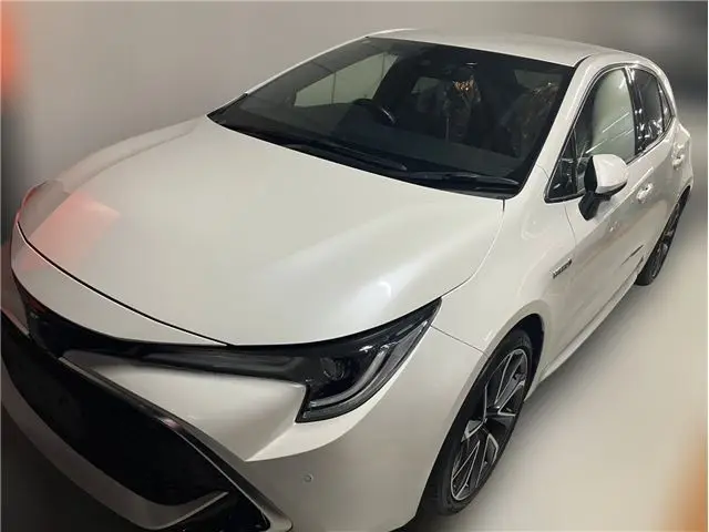 2019 Toyota Corollasport Hybrid G Z - photo 1 2019 Toyota Corollasport Hybrid G Z Pearl Coupe for sale, Japanese used car export - photo 1 of 13 | GULJI TRADERS
