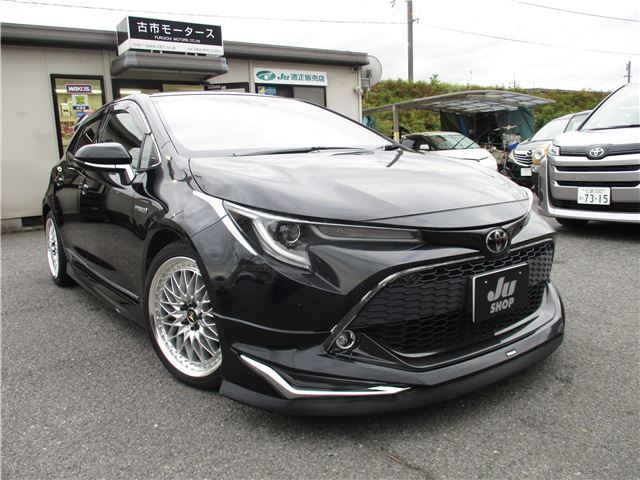 2019 Toyota Corolla Sport 1.8 Hybrid Sedan for sale, Japanese used car export - photo 1 of 55 | GULJI TRADERS