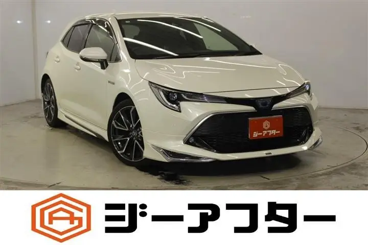 2019 Toyota Corollasport 1.8HYBRID G Z Pearl Coupe for sale, Japanese used car export - photo 1 of 30 | GULJI TRADERS