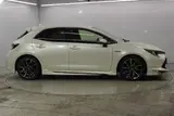 2019 Toyota Corollasport 1.8HYBRID G Z Pearl Coupe for sale, Japanese used car export - photo 4 of 30 | GULJI TRADERS