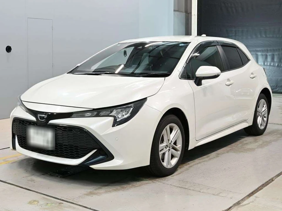 2019 Toyota Corolla Sport G - photo 1 2019 Toyota Corolla Sport G Sedan for sale, Japanese used car export - photo 1 of 12 | GULJI TRADERS