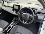 2019 Toyota Corollasport 1.8HYBRID G Z Pearl Coupe for sale, Japanese used car export - photo 7 of 21 | GULJI TRADERS