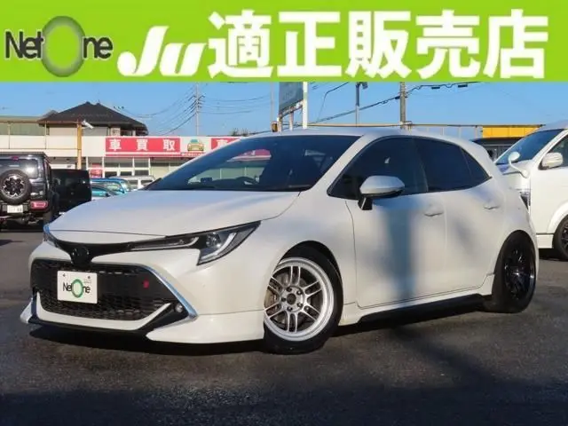 2020 Toyota Corollasport 1.2 G Z - photo 1 2020 Toyota Corollasport 1.2 G Z White Coupe for sale, Japanese used car export - photo 1 of 9 | GULJI TRADERS
