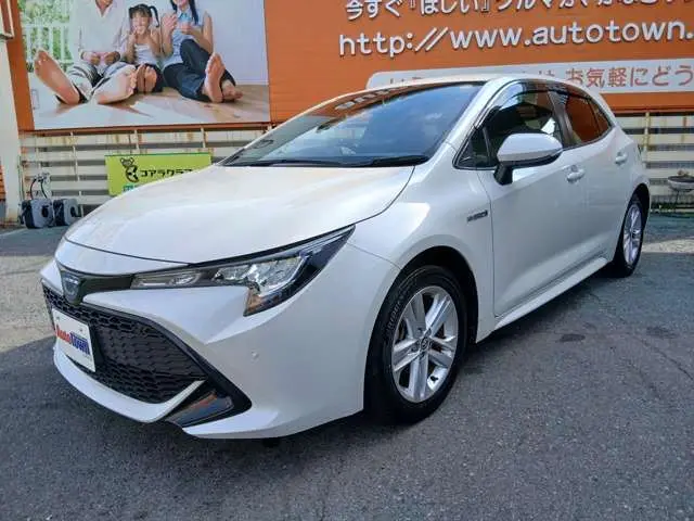 2021 Toyota Corollasport 1.8 Hybrid G ☆Safety Sense☆Genuine 9-inch Navigation System☆ - photo 1 2021 Toyota Corollasport 1.8 Hybrid G ☆Safety Sense☆Genuine 9-inch Navigation System☆ Pearl Coupe for sale, Japanese used car export - photo 1 of 70 | GULJI TRADERS