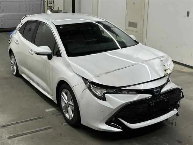 2021 Toyota Corollasport Hybrid G - photo 1 2021 Toyota Corollasport Hybrid G White Coupe for sale, Japanese used car export - photo 1 of 9 | GULJI TRADERS