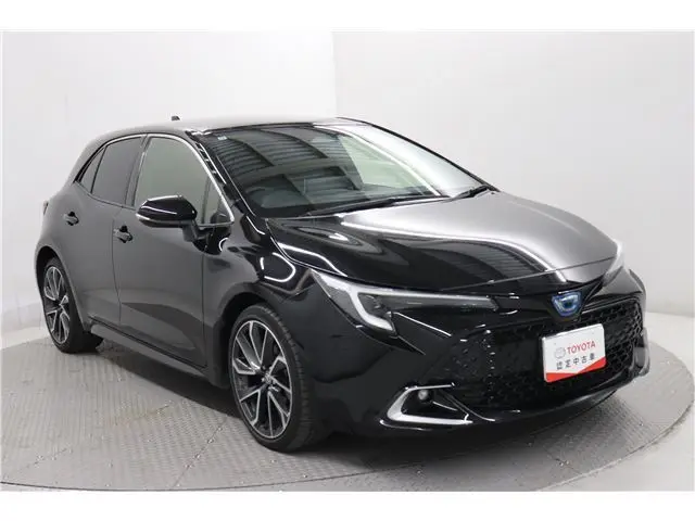 2022 Toyota Corollasport Hybrid G ​​Z Black Coupe for sale, Japanese used car export - photo 1 of 44 | GULJI TRADERS