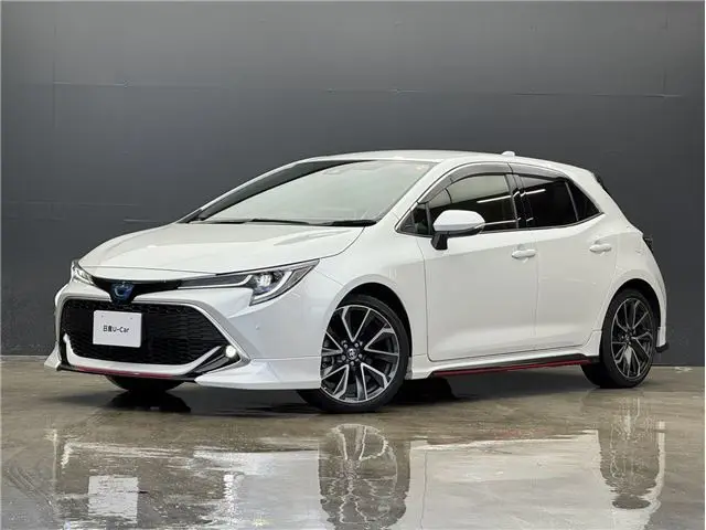 2022 Toyota Corollasport Hybrid G ​​ZTDR Aero Seats/Heated Steering Wheel Pearl Coupe for sale, Japanese used car export - photo 1 of 39 | GULJI TRADERS
