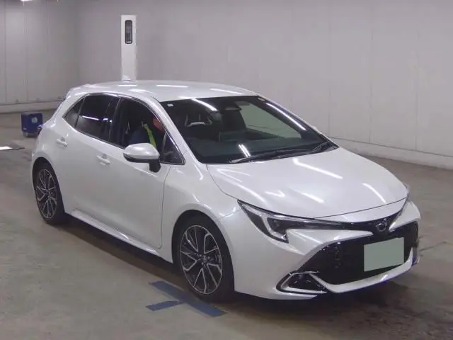 2023 Toyota Corollasport G Z - photo 1 2023 Toyota Corollasport G Z Pearl Coupe for sale, Japanese used car export - photo 1 of 5 | GULJI TRADERS