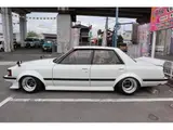 1983 Toyota Cresta S Lucent White Sedan for sale, Japanese used car export - photo 5 of 30 | GULJI TRADERS