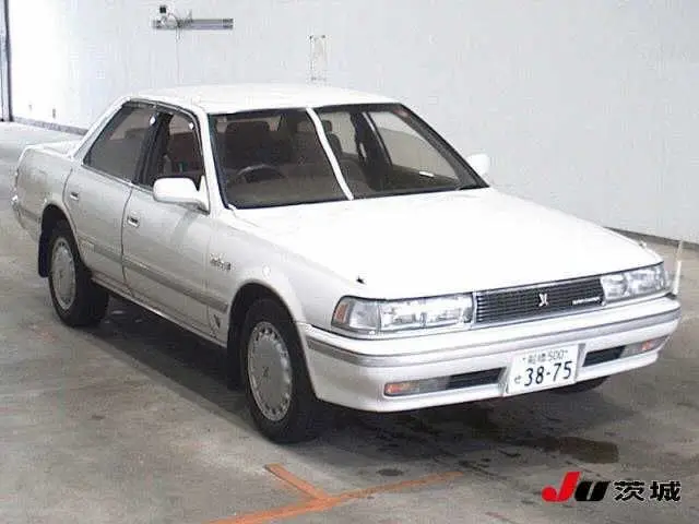 1989 Toyota Cresta Super Lucent GL White Sedan for sale, Japanese used car export - photo 1 of 8 | GULJI TRADERS