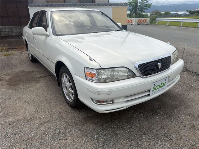 1999 Toyota Cresta Exceed - photo 1 1999 Toyota Cresta Exceed Pearl Sedan for sale, Japanese used car export | GULJI TRADERS