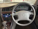 2000 Toyota Cresta Super Lucent Four S 4WD Pearl Sedan for sale, Japanese used car export - photo 7 of 13 | GULJI TRADERS