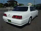 2001 Toyota Cresta Super Lucent White Sedan for sale, Japanese used car export - photo 14 of 71 | GULJI TRADERS