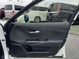 2019 Toyota Crown Hybrid 2.5 RS Sedan for sale, Japanese used car export - photo 9 of 60 | GULJI TRADERS