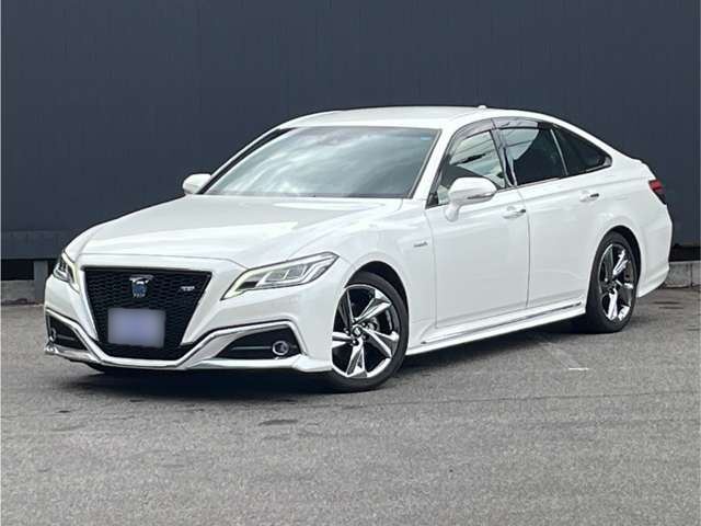 2019 Toyota Crown Hybrid 2.5 RS Sedan for sale, Japanese used car export - photo 1 of 33 | GULJI TRADERS