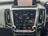 2019 Toyota Crown Hybrid 2.5 RS Sedan for sale, Japanese used car export - photo 19 of 33 | GULJI TRADERS