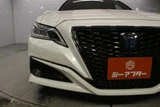 2019 Toyota Crown HV2.5G-ExecutiveFour Sedan for sale, Japanese used car export - photo 11 of 30 | GULJI TRADERS