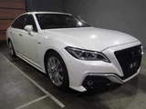 2019 Toyota Crown 2.5 Hybrid Sedan for sale, Japanese used car export - photo 3 of 9 | GULJI TRADERS