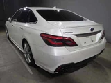 2019 Toyota Crown 2.5 Hybrid Sedan for sale, Japanese used car export - photo 4 of 9 | GULJI TRADERS