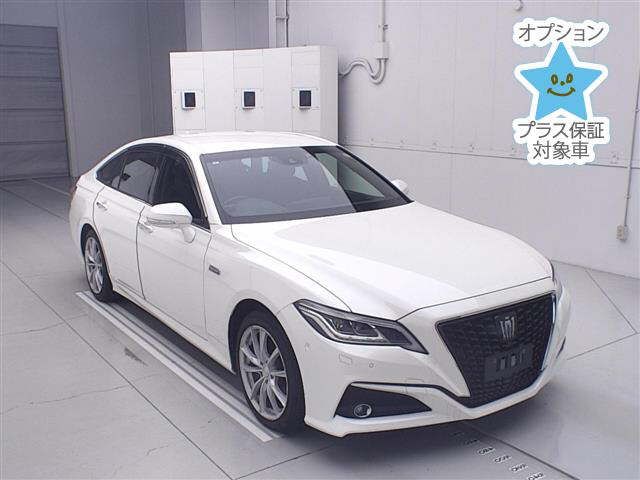 2019 Toyota Crown Hybrid Sedan for sale, Japanese used car export - photo 1 of 12 | GULJI TRADERS