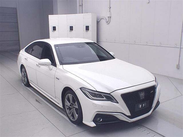 2019 Toyota Crown 2.5 Hybrid RS Sedan for sale, Japanese used car export - photo 1 of 11 | GULJI TRADERS