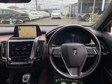 2019 Toyota Crown Sedan for sale, Japanese used car export - photo 18 of 20 | GULJI TRADERS