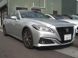 2019 Toyota Crown Hybrid 2.5 S Sedan for sale, Japanese used car export - photo 3 of 9 | GULJI TRADERS