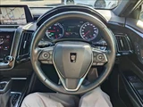 2020 Toyota Crown Sedan for sale, Japanese used car export - photo 10 of 20 | GULJI TRADERS