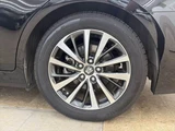 2020 Toyota Crown Hybrid G Sedan for sale, Japanese used car export - photo 26 of 50 | GULJI TRADERS