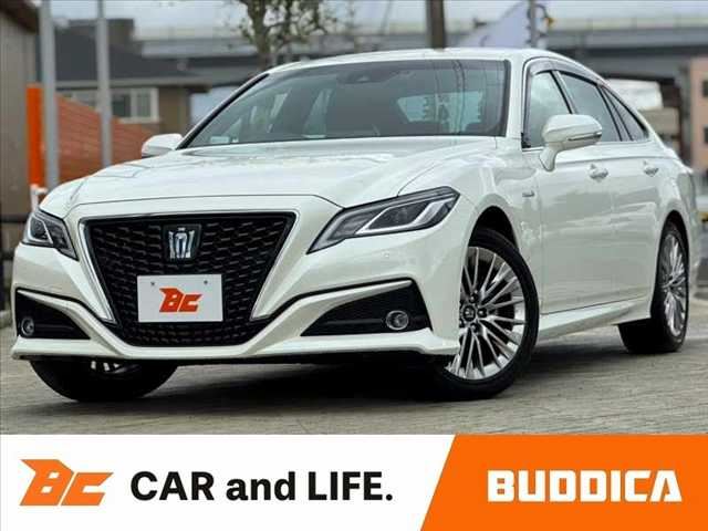 2020 Toyota Crown Hybrid Sedan for sale, Japanese used car export - photo 1 of 44 | GULJI TRADERS